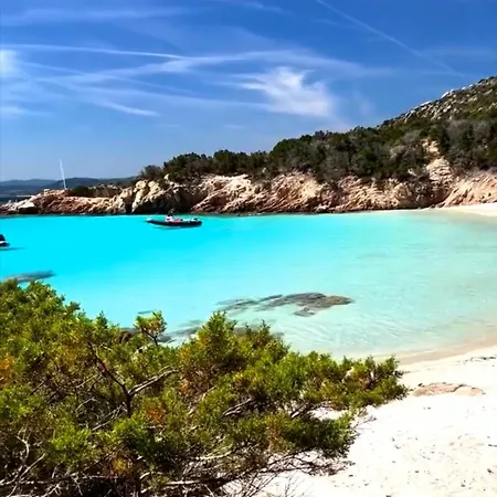 Mansarda A Cala Gavetta * La Maddalena (Sassari)
