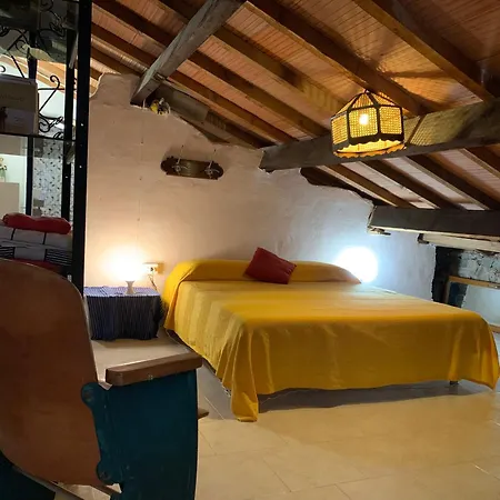 Mansarda A Cala Gavetta Διαμέρισμα Λα Μανταλένα